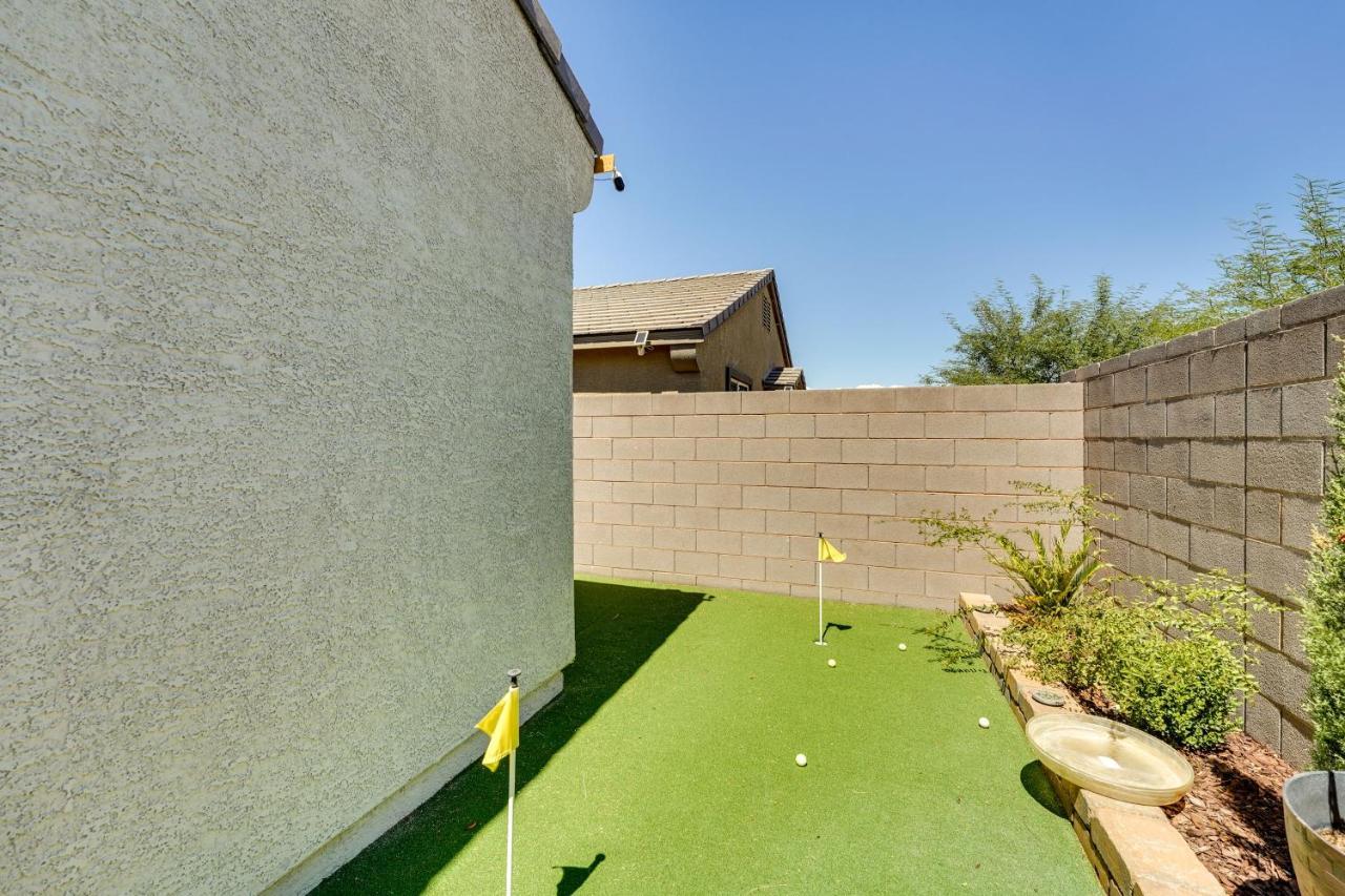 Home With Putting Green About 11 Mi To Las Vegas Strip 外观 照片